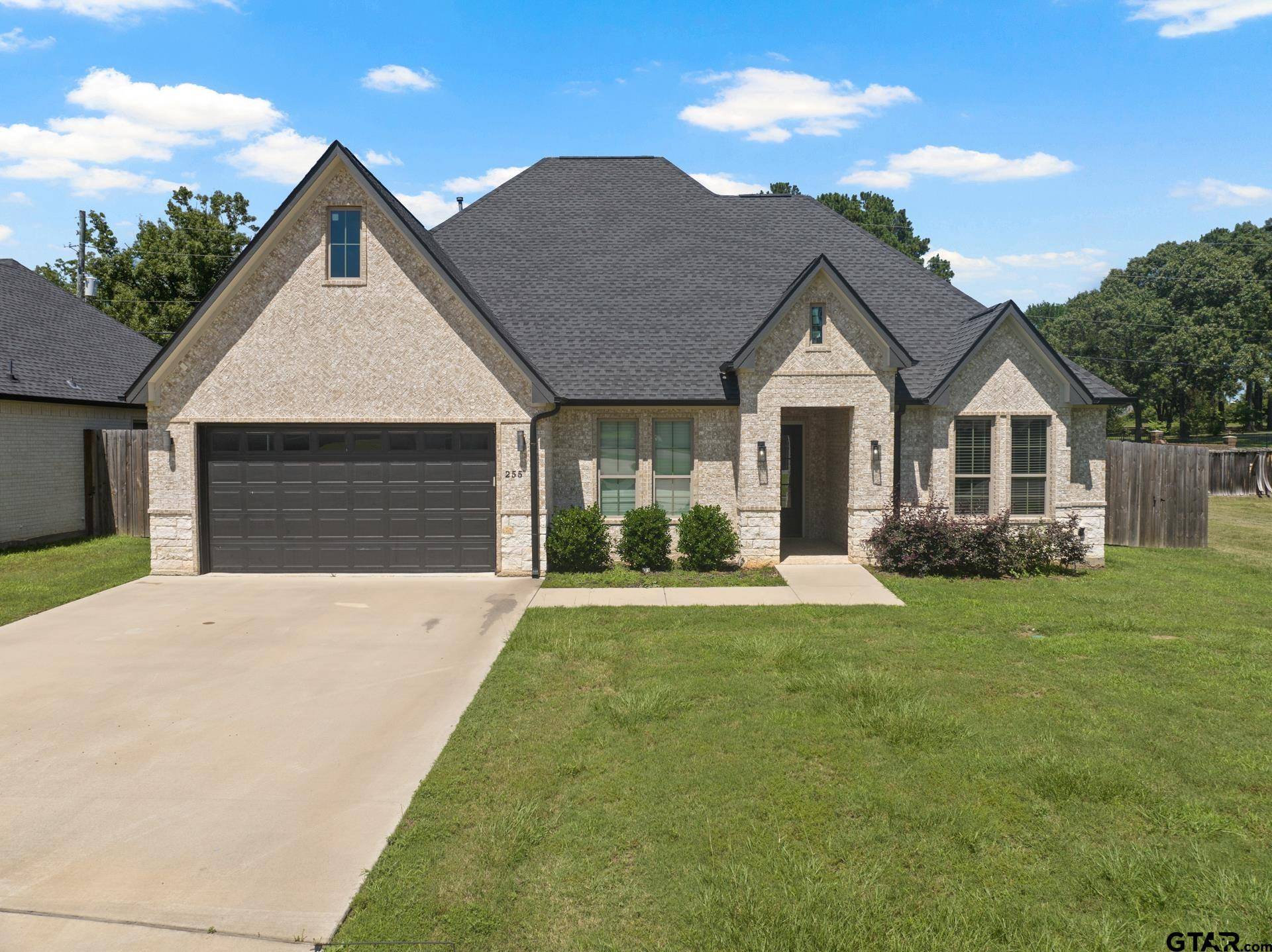 255 Kathryn's Ct, Mt Pleasant, TX 75455