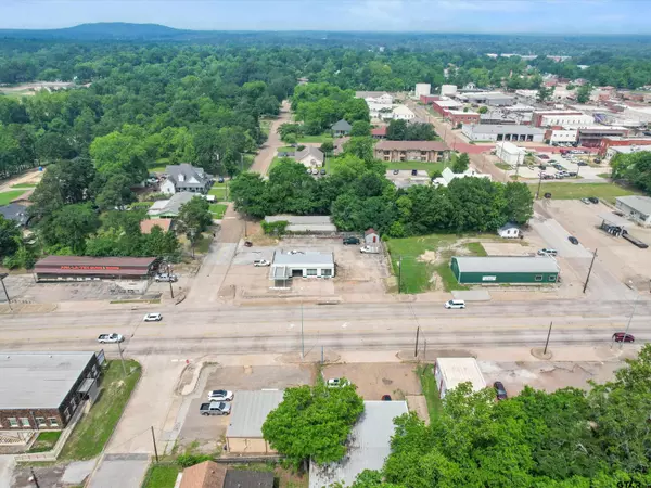 Gilmer, TX 75644,221 S US HWY 271