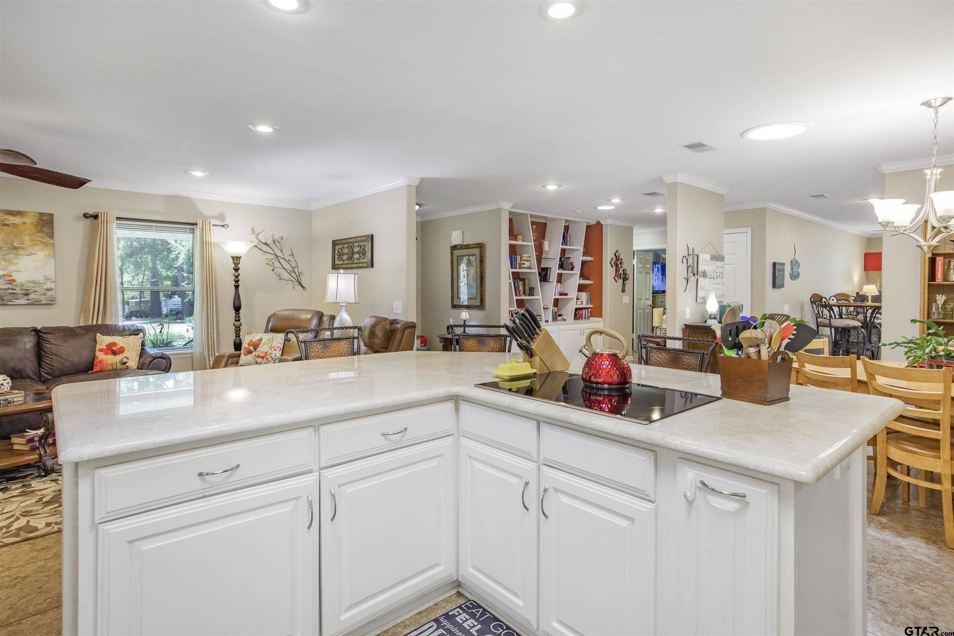 18058 Whispering Pines Road, Flint, TX 75762