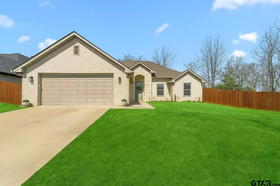 10071 Dayspring, Flint, TX 75762