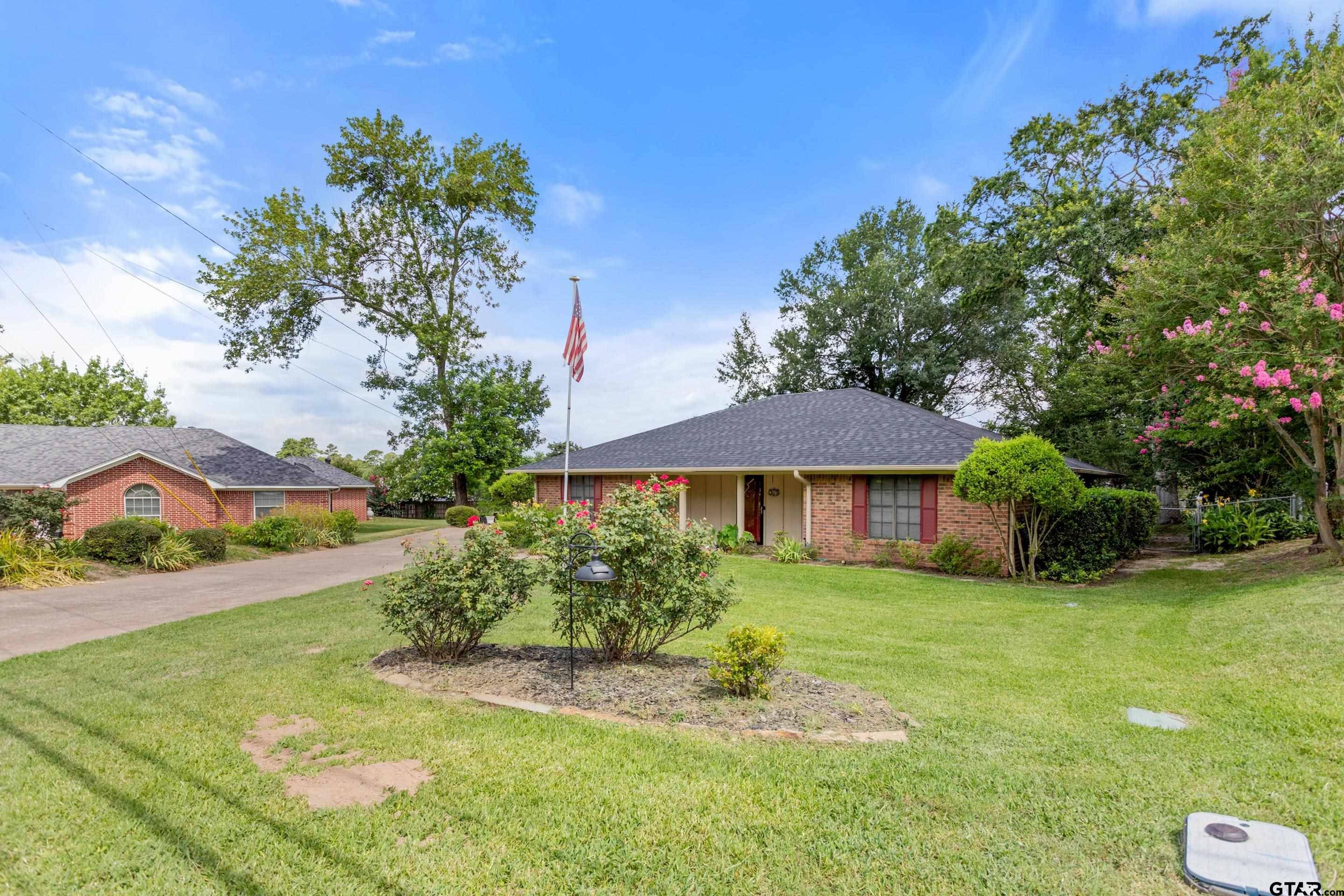 Hideaway, TX 75771,307 Texas Dr
