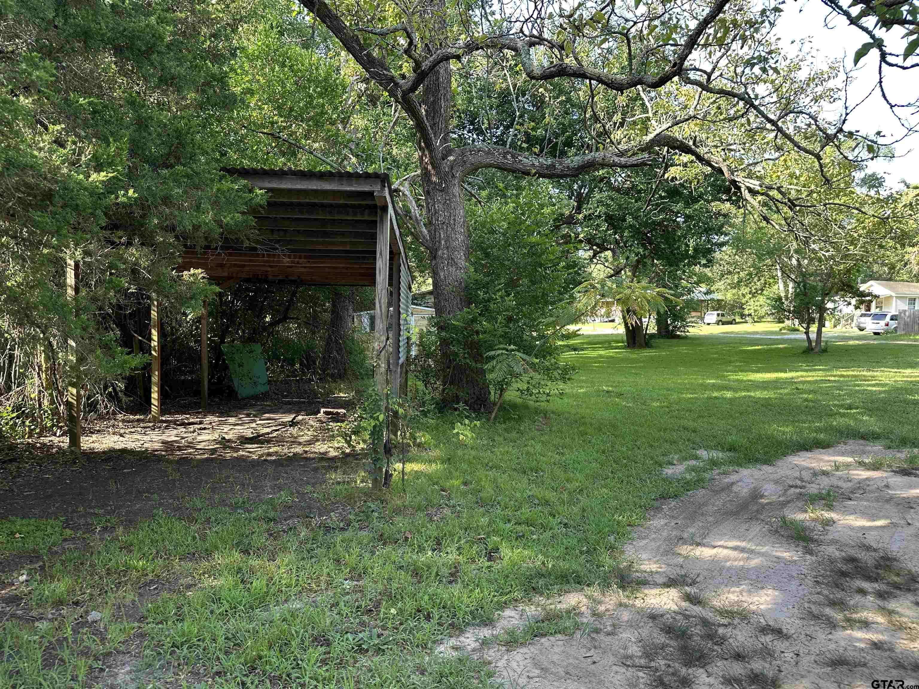 Overton, TX 75684,1002 Humbleway