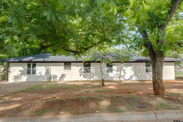 Palestine, TX 75801,800 N Tennessee