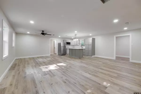 Palestine, TX 75801,800 N Tennessee
