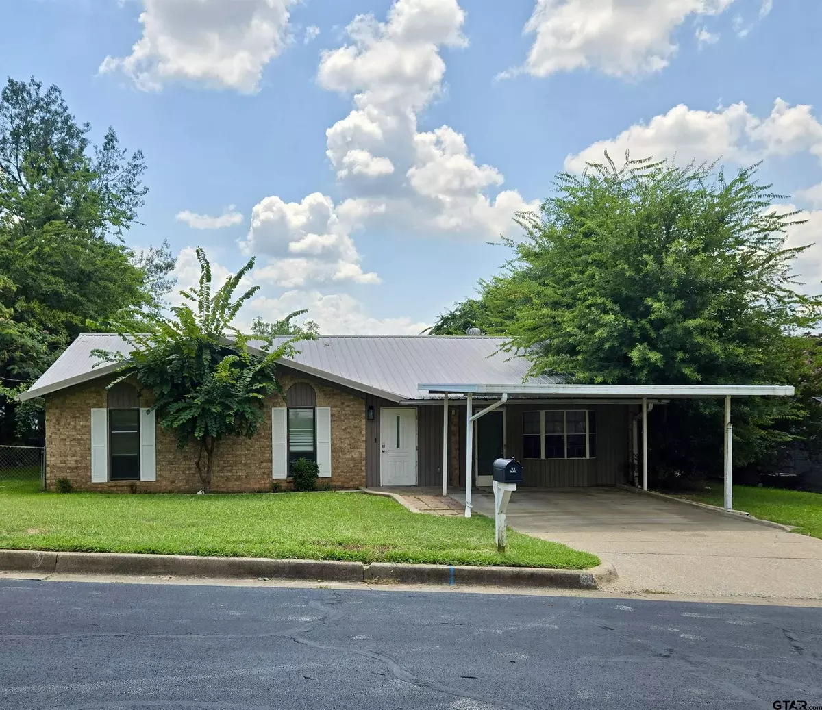 Tyler, TX 75701,1516 Bowie Dr.