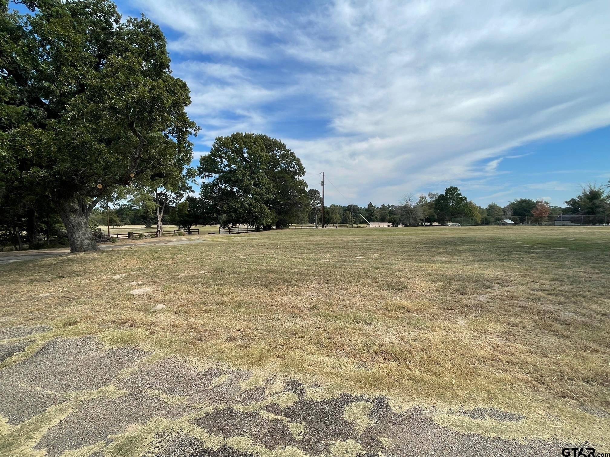24032 Sun Ridge Road, Lindale, TX 75771