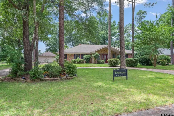 Holly Lake Ranch, TX 75765,298 Bent Horseshoe Lane