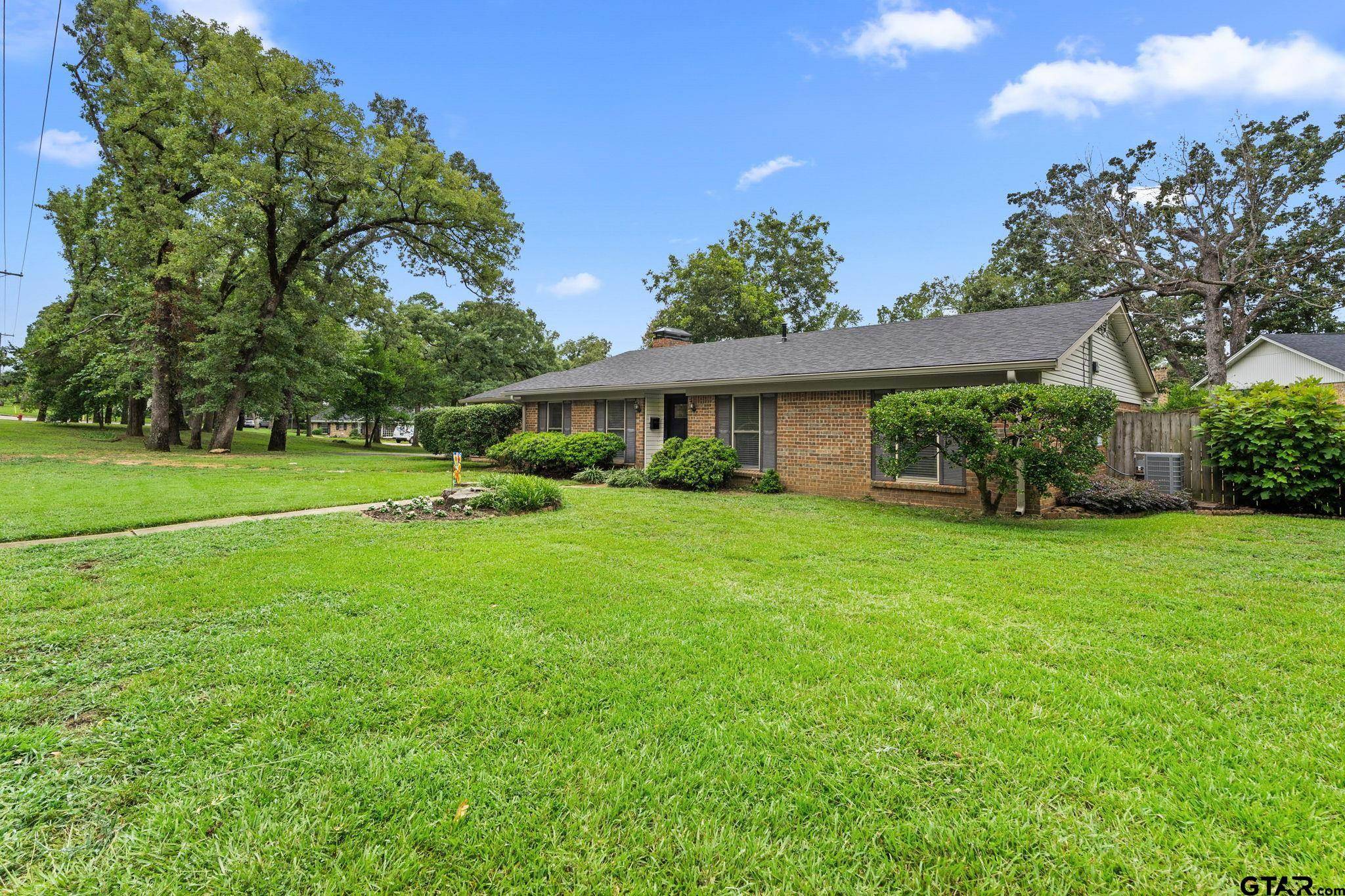 Tyler, TX 75701,3207 S Cameron Ave.