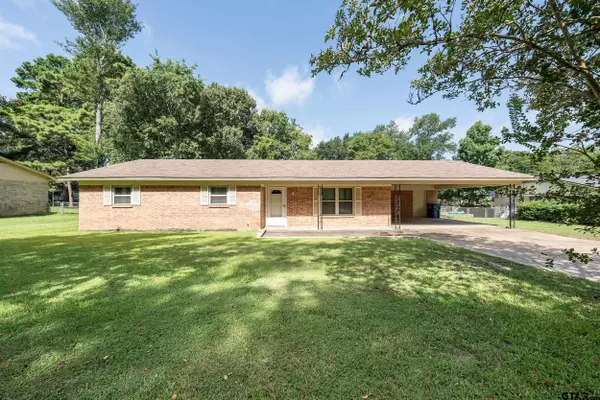 Jacksonville, TX 75766,209 Beach Street