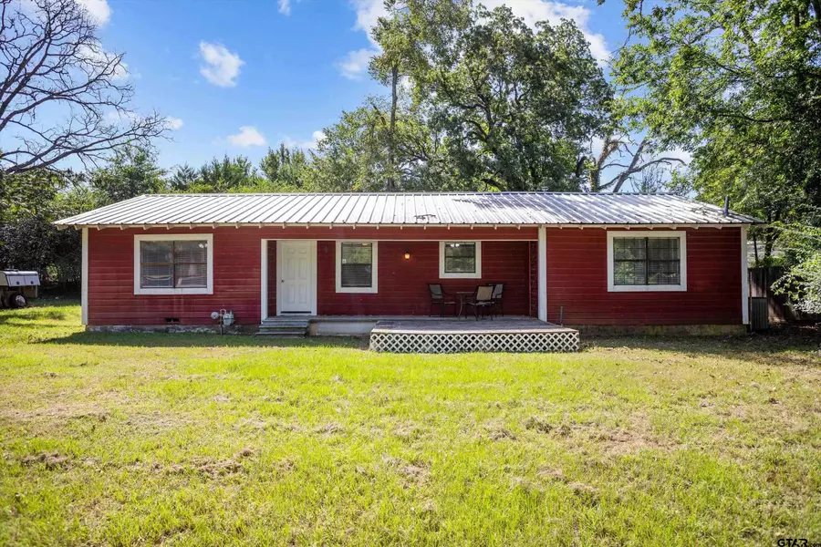 338 Reeder Street, Buffalo, TX 75831