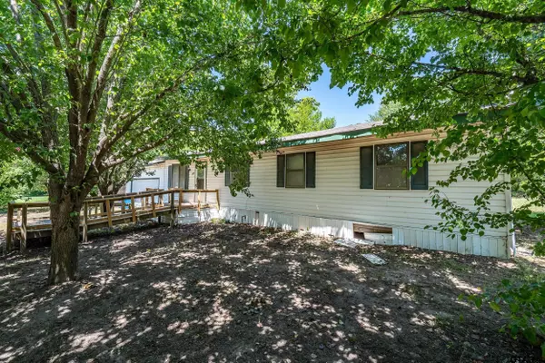 Mineola, TX 75773,309 McDaniel
