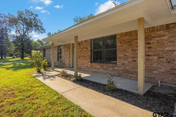 158 County Road 2426, Mineola, TX 75773