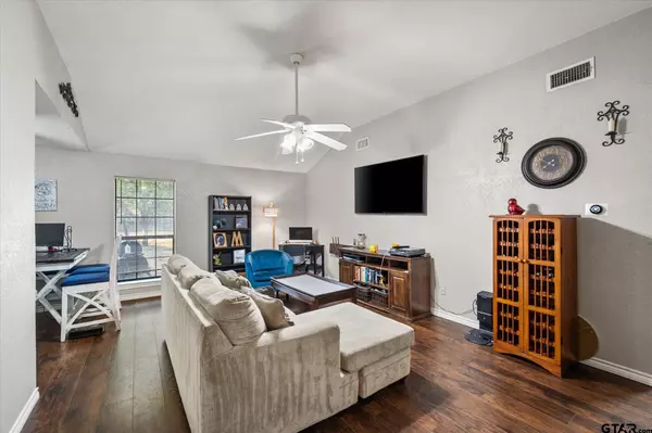 Corsicana, TX 75110,1601 Arlington Dr.