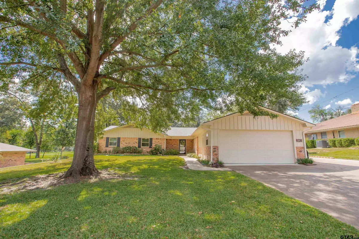 Hideaway, TX 75771,1120 Fairway DR W