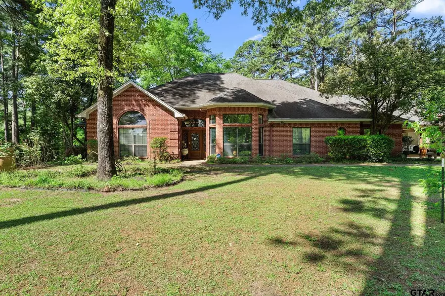 19132 Falls Creek Dr., Flint, TX 75762