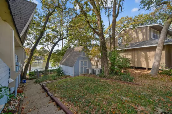 Hideaway, TX 75771,520 Hideaway Ln E