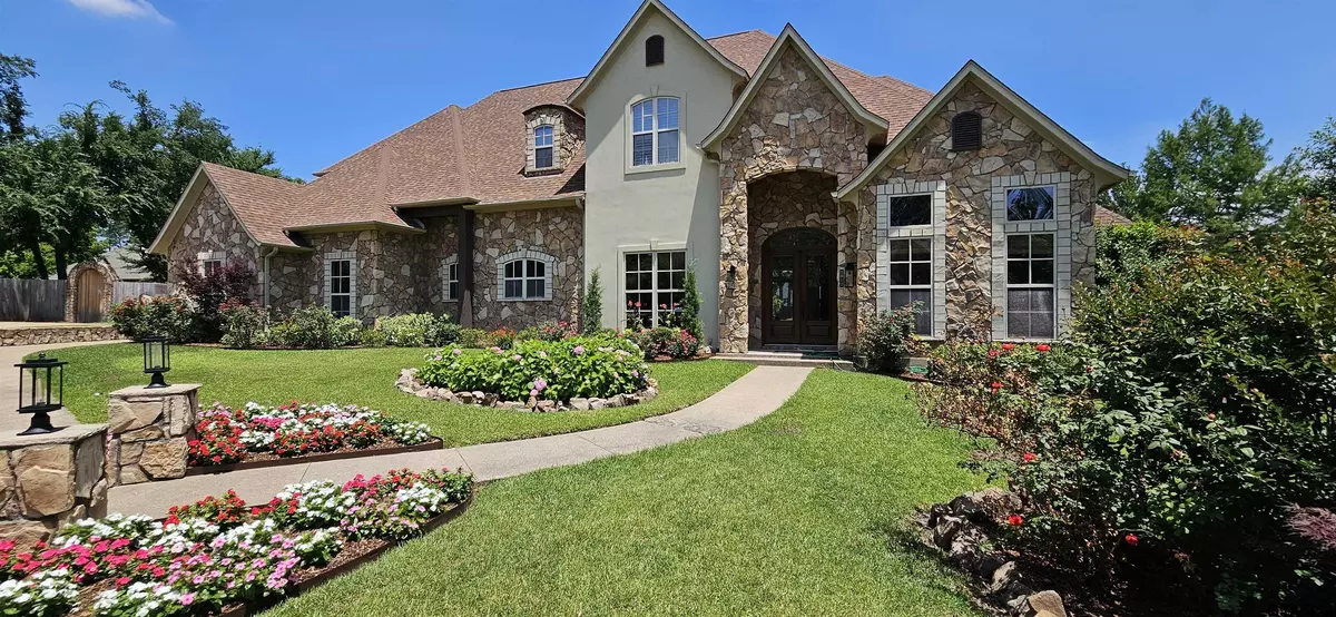 Tyler, TX 75703,2017 Hollystone