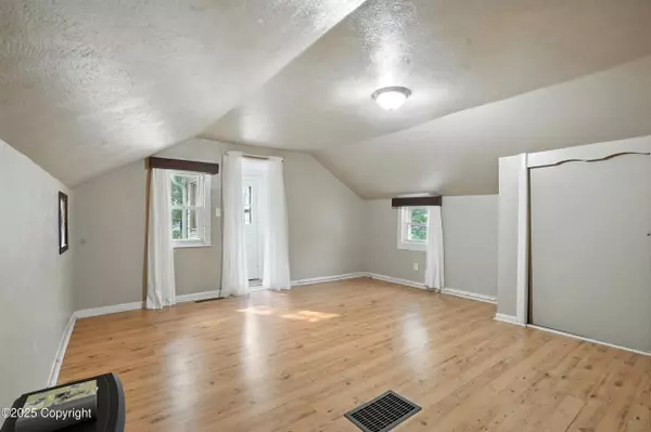 Newcastle, WY 82701,135 E Wentworth St -