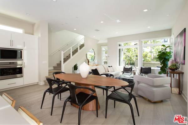 Playa Vista, CA 90094,12650 Sunrise PL