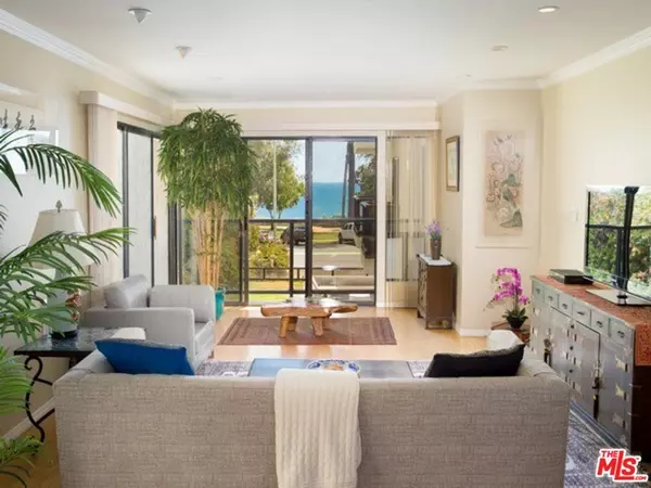 833 OCEAN AVE #204, Santa Monica, CA 90403