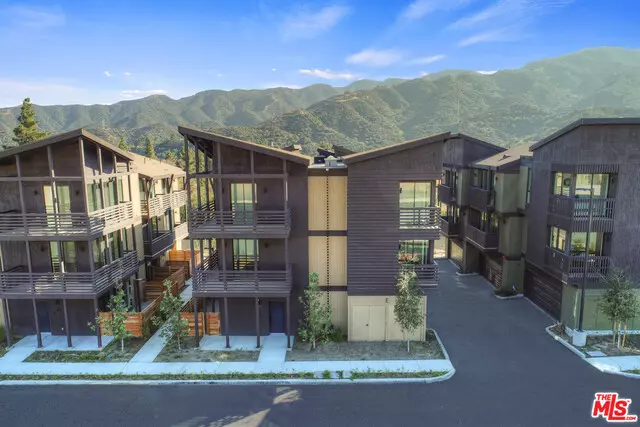 4201 PENNSYLVANIA AVE #H2, La Crescenta, CA 91214