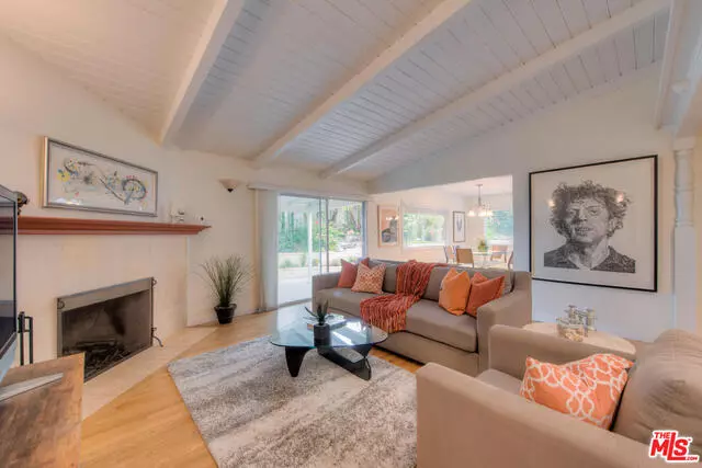 4016 WITZEL DR, Sherman Oaks, CA 91423