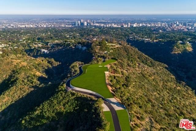 Beverly Hills, CA 90210,1441 Angelo DR