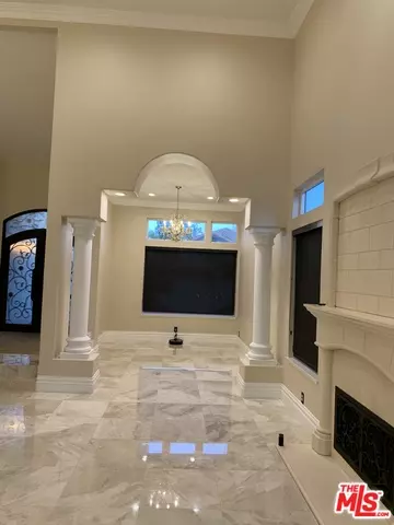 Westlake Village, CA 91361,2605 GRANDOAKS DR