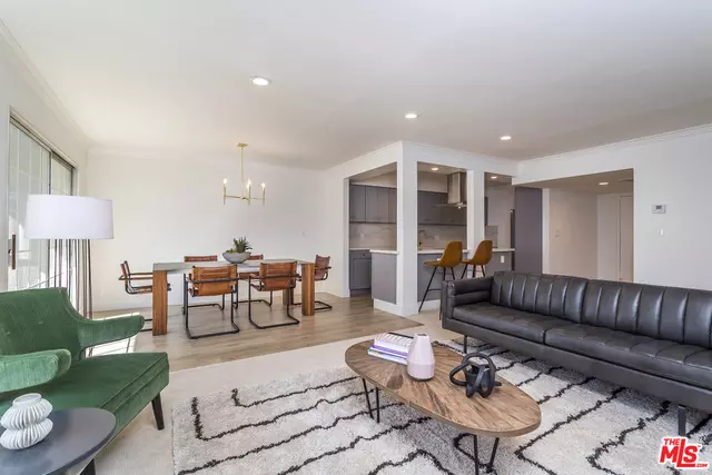 4647 WILLIS AVE #303, Sherman Oaks, CA 91403