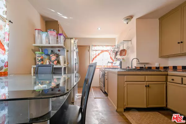 Compton, CA 90221,1828 E DIANE DR