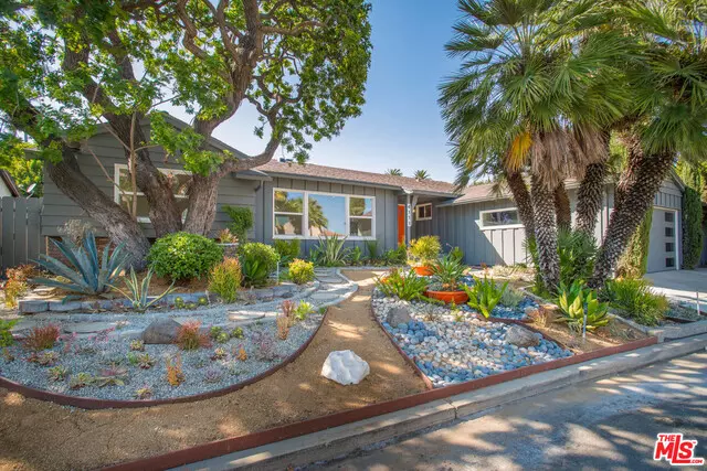 4111 MANTOVA DR, Los Angeles, CA 90008