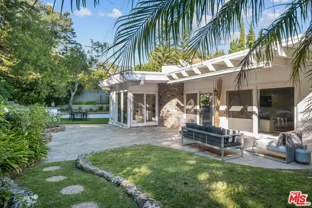 2211 SAN YSIDRO DR, Beverly Hills, CA 90210