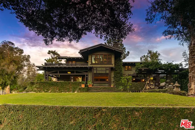 240 N GRAND AVE, Pasadena, CA 91103