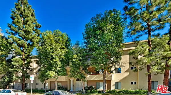 Sherman Oaks, CA 91423,4358 MAMMOTH AVE #14