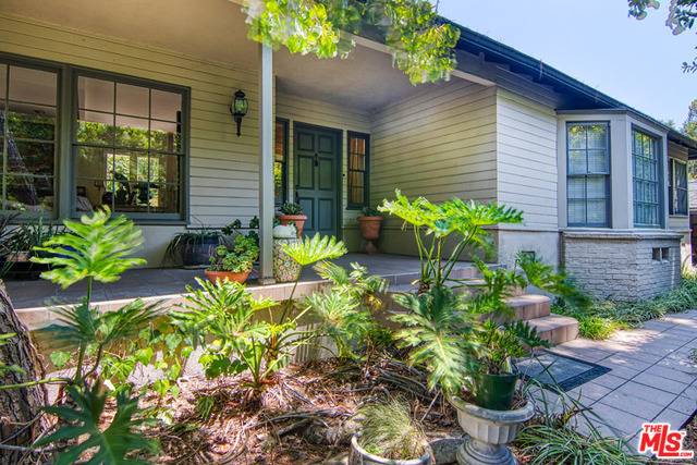 2514 BENEDICT CANYON DR, Beverly Hills, CA 90210