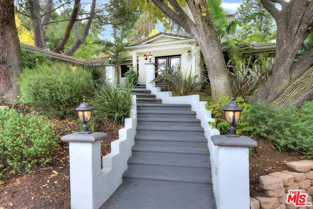 15514 DEL GADO DR, Sherman Oaks, CA 91403