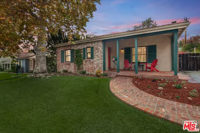 1597 N GRAND OAKS AVE, Pasadena, CA 91104