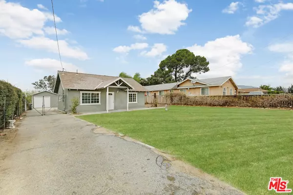 Fontana, CA 92335,8998 CYPRESS AVE