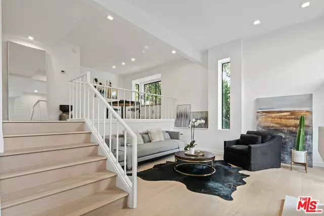 4415 ALLA RD #1, Marina Del Rey, CA 90292