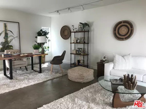 Venice, CA 90291,710 4TH AVE #5