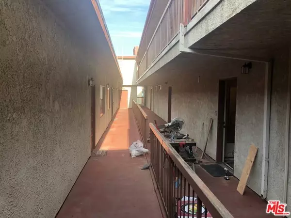 Glendale, CA 91205,1523 E WINDSOR RD #209A