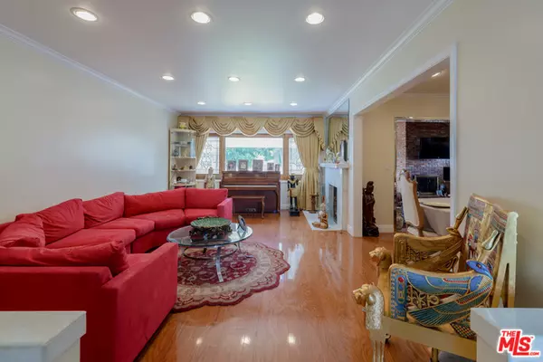 Inglewood, CA 90303,10609 S 4TH AVE