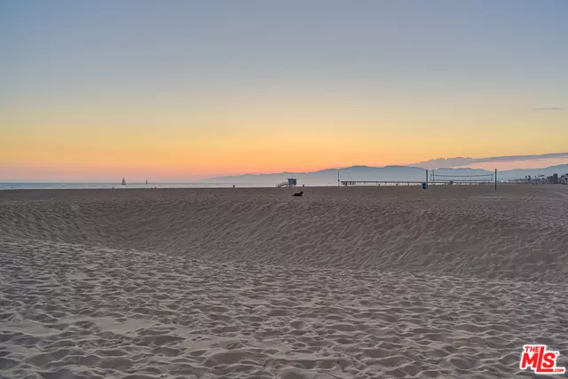 4403 OCEAN FRONT #105, Marina Del Rey, CA 90292
