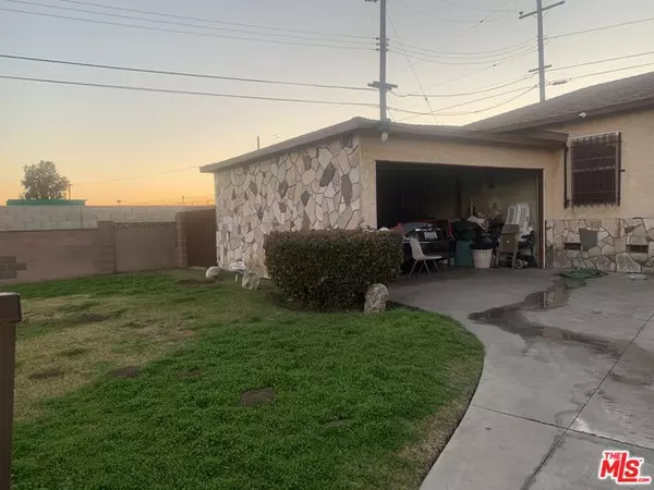 Compton, CA 90220,14713 S VISALIA AVE