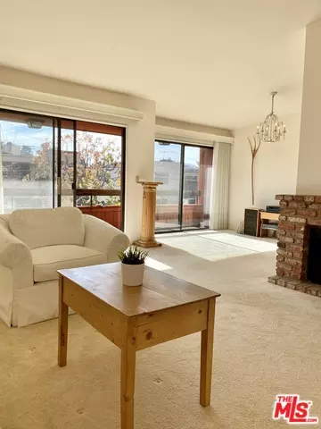 12007 WEDDINGTON ST #6, North Hollywood, CA 91607