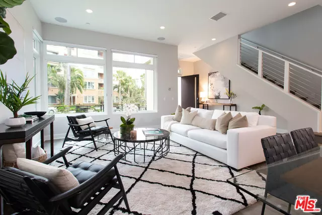 12636 SW Millennium DR, Playa Vista, CA 90094