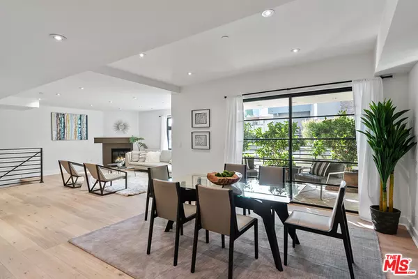 West Hollywood, CA 90069,8788 SHOREHAM DR #11