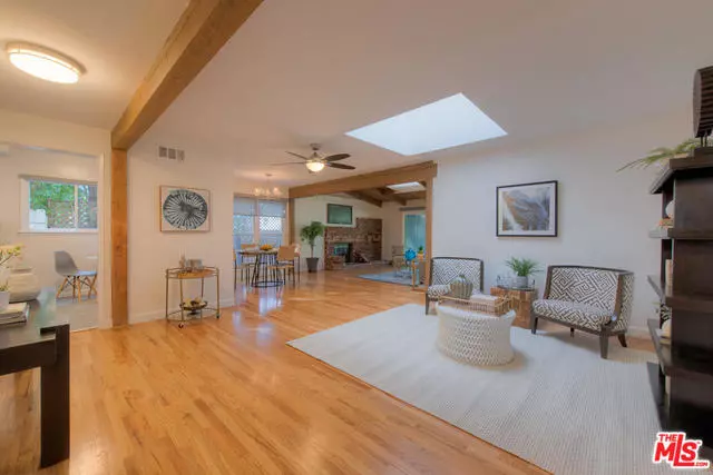 13745 BESSEMER ST, Valley Glen, CA 91401