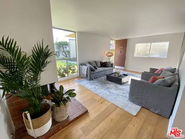 6216 TAPIA DR #A, Malibu, CA 90265