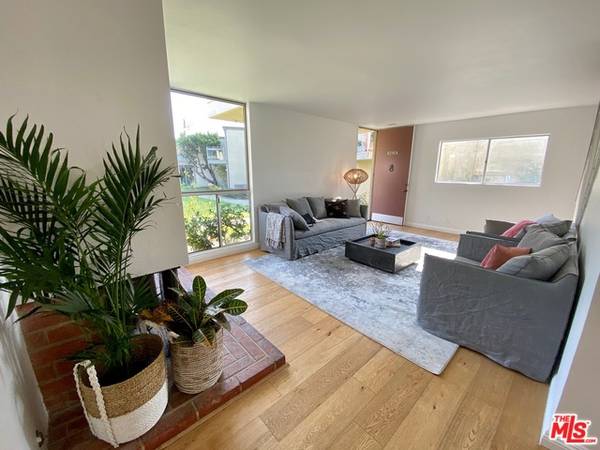 6216 TAPIA DR #A, Malibu, CA 90265